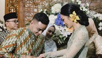 Milka Anisya Norasiya pada Minggu (23/9) lalu menikahi Ray Zulham Farras, putra ketiga Ketua MPR RI Zulkifli Hasan. (Foto: instagram/milkanisa)