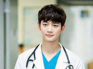 Key dan Minho SHINee akan Susul Onew Wamil Tahun Ini