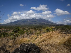 Gubernur Pastika ke Turis: Bali Masih Aman