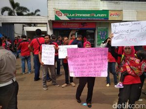 Eks Pegawai 7-Eleven: Pak Jokowi Tolong Bantu Kami Wong Cilik