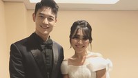 Ayu Ting Ting saat bersama salah satu personil SHINee yakni Choi Minho di sebuah acara ulang tahun stasiun televisi swaasta pada tahun 2017 lalu. Dok. Instagram/ayutingting92
