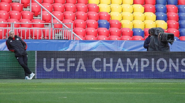 Melihat Sesi Latihan The Red Devils di Moskow
