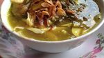 Hangatkan Badan dengan Sarapan 6 Racikan Soto Ayam yang Enak Ini