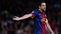 Menang di FIFA 2010, Xavi yang menjadi gelandang tim pemenang nasional Spanyol saat itu ini memiliki tinggi 170 cm. Ia dianggap sebagai salah satu gelandang terbaik sepanjang masa, dan playmaker terbaik dari generasinya. Foto: David Ramos/Getty Images