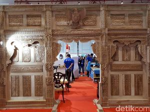 Hebat! Mesin Ini Bisa Ukir Kayu Bermotif