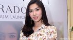 Launching Album Baru, Isyana tampak Berbunga-bunga