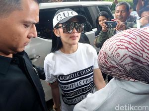 Bos First Travel Buka Suara soal Syahrini