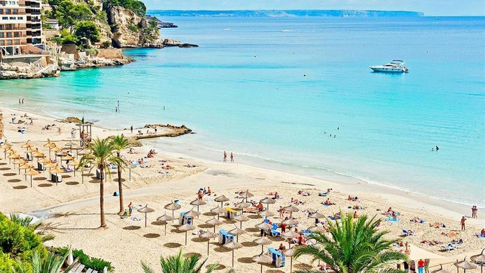 Pantai di Mallorca, Spanyol