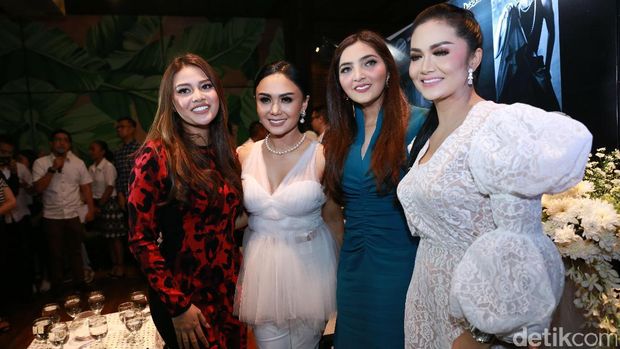 Aurel, Yuni, Ashanty dan Krisdayanti