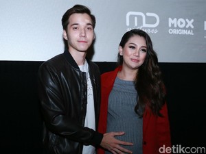 Akan Punya Anak Cowok Lagi, Stefan William Digoda Celine soal Nambah Momongan
