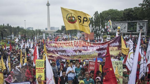 Aktivis Kritik Bagi-bagi Sertifikat Tanah ala Jokowi