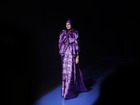 Soft Sequin sampai Pantless, Simak 8 Tren Busana di Milan Fashion Week