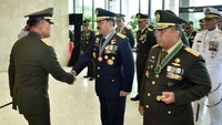 Pemberian Tanda Kehormatan ini sebagai bentuk penghargaan kepada anggota TNI yang telah menyumbangkan Dharma Bhaktinya melebihi dan melampaui panggilan kewajiban dalam pelaksanaan tugas militer. Dok. Puspen TNI.