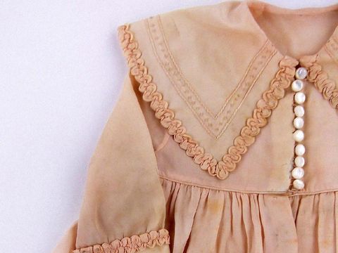 Begini Penampakan Boneka Ratu Elizabeth dari Tahun 1920 