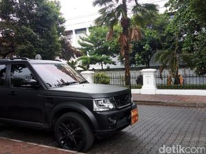 Suasana Pertemuan Penuh Misteri Jokowi-Wiranto-Gatot