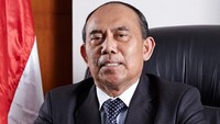 Djaali juga sebelumnya telah dilaporkan oleh Aliansi Dosen UNJ ke Ombudsman RI. Laporan tersebut terkait adanya praktik-praktik KKN yang diduga dilakukan oleh Rektor UNJ.