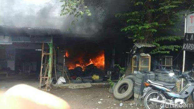 Kebakaran Ruko di Tegal.