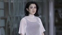 Lagu tersebut terdengar berbeda dari single Melly Mono sebelumnya. Foto: Asep Syaifullah/detikHOT