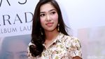 Launching Album Baru, Isyana tampak Berbunga-bunga