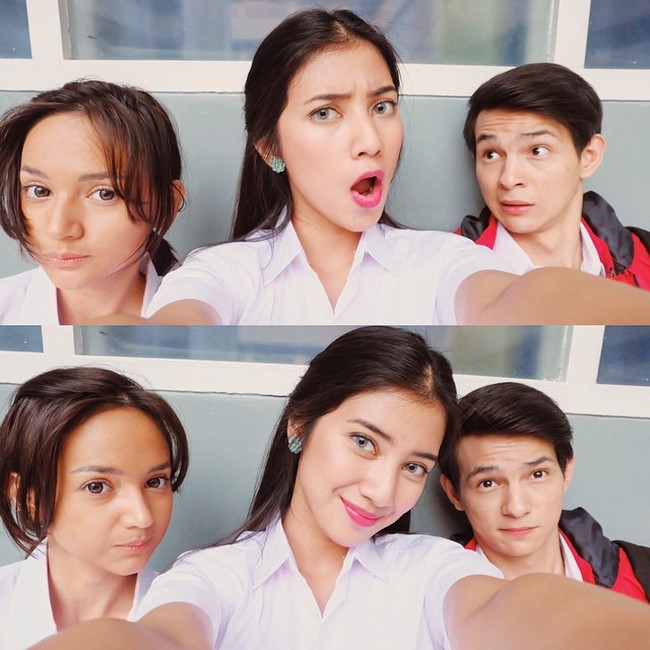 Nama Fita Anggriani mulai melejit saat dirinya membintangi sinetron Diam-Diam Suka: Cinta Lama Bersemi Kembali pada 2014. Meski telah menjadi seorang ibu, pemain Pangeran 2 ini juga masih pantas mengenakan seragam SMA.Foto: Instagram