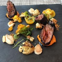 Ini Tanggapan Netizen Mengenai Tampilan Menu Steak Baru di Trump Hotels 