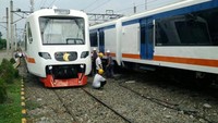 Saat ini dua kereta sudah dikirim ke Jakarta dan sedang dilakukan pengetesan dan ujicoba. (Djoko Setijowarno/MTI).