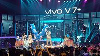 Kelahiran Ponsel Selfie 24 Megapixel Vivo V7+