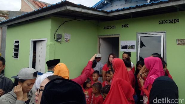Cerita 1 Rumah dengan 37 Penghuni yang Dibedah Pemprov DKI