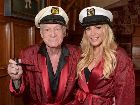 Hugh Hefner Meninggal Dunia, Dewi Persik Dikabarkan Akan Menikah Lagi