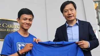 Bersama Mi Fans. Perusahaan ini memang memiliki basis pengguna yang cukup loyal. Foto: Dok. Xiaomi
