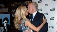 Selain itu Roderick juga pernah dekat dengan Presiden Amerika saat ini, Donald Trump. Dave Kotinsky/Getty Images.