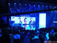 Kelahiran Ponsel Selfie 24 Megapixel Vivo V7+