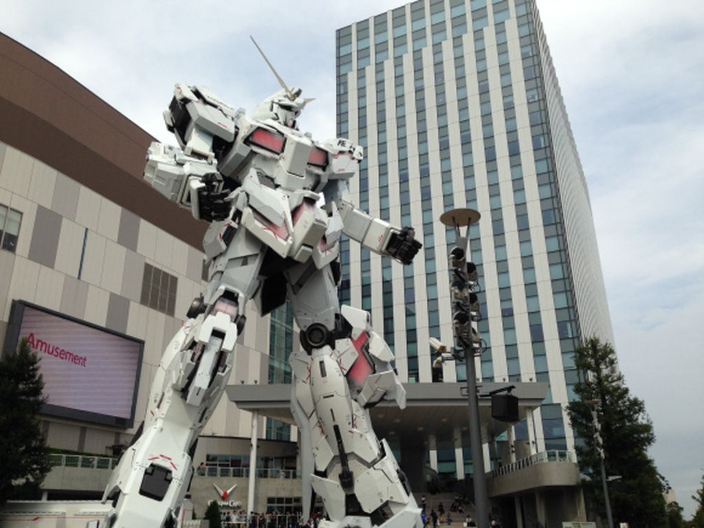  Robot  Gundam Kembali Beraksi di Tokyo