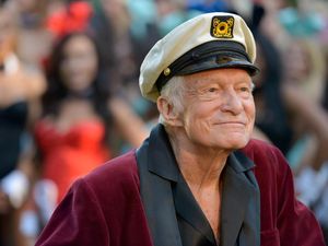 Sentuhan Bos Playboy Hugh Hefner di Kancah Politik AS