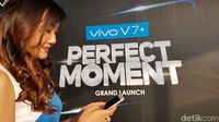 Kelahiran Ponsel Selfie 24 Megapixel Vivo V7+