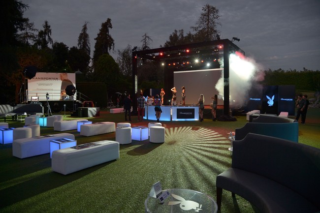 Playboy Mansion juga sering dijadikan tempat untuk screening khusus film-film terbaru dengan tamu yang terbatas. Foto: Getty Images