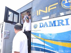 Menhub Siapkan 5 Bus Gratis untuk Pengungsi Gunung Agung