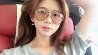 Gayanya yang elegan dan cantik membuatnya mendapatkan sebutan sebagai Supermodel Taiwan Pertama. Foto: Instagram