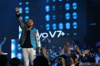 Kelahiran Ponsel Selfie 24 Megapixel Vivo V7+