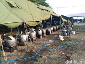 Kebutuhan Beras Pengungsi Gunung Agung 40 Ton Per Hari