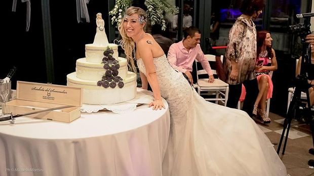 Miris, Wanita Ini Nikahi Diri Sendiri karena Jomblo di Usia 40 Tahun