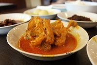 Sedapnya Menyantap Gulai Ayam dan Nasi Hangat di 5 Tempat Ini