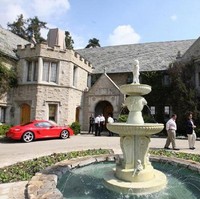 Hugh Hefner meninggal di usia 91 tahun di rumah mewahnya, Playboy Mansion, di Beverly Hills, Los Angeles, California. Foto: Istimewa