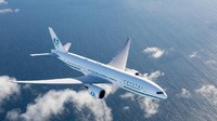 Hadirnya pesawat Boeing 777-200LR Crystal Skye milik perusahaan travel Crystal Cruises semakin meramaikan dunia penerbangan global. Pesawat ini disebut-sebut sebagai pesawat privat VIP dengan fasilitas bintang lima (dok Crystal Cruises)