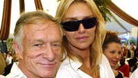 Namun Hefner lebih memilih menikahi Kimberly Conrad pada 1989. Frazer Harrison/Getty Images.