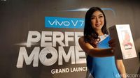 Kelahiran Ponsel Selfie 24 Megapixel Vivo V7+