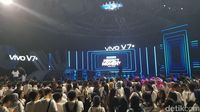 Kelahiran Ponsel Selfie 24 Megapixel Vivo V7+