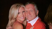 Selama masih menikah dengan Conrad, bos Playboy itu juga menjalin hubungan dengan Brande Roderick. Dok. GettyImages