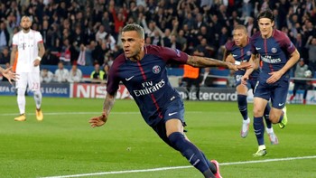 16. Dani Alves - PSG - 18,3 juta follower. Foto: Reuters