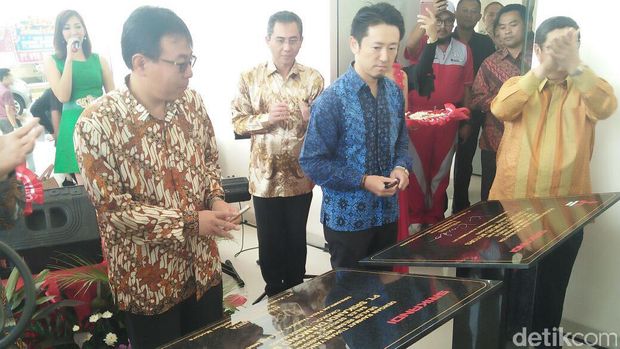 Mitsubishi Fuso Manfaatkan Potensi Kendaraan Niaga di Tangerang